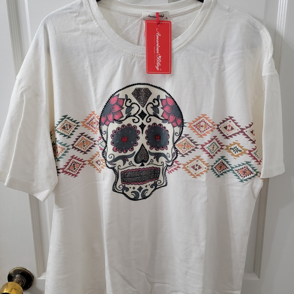 American Bling White Graphic T-Shirt with Skull Design